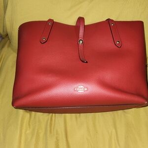 Coach large Mollie Tote - Cherry Red